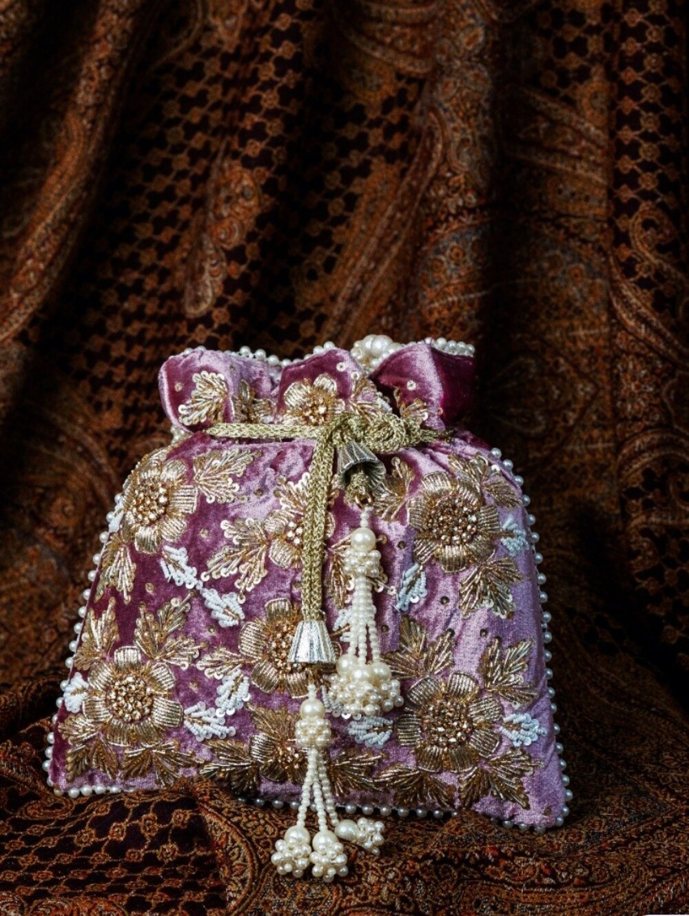 Embroidered Velvet Drawstring Pouch - Purple